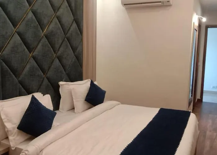 River Grand Resort - A Peaceful Stay Kempty Fall Mussoorie