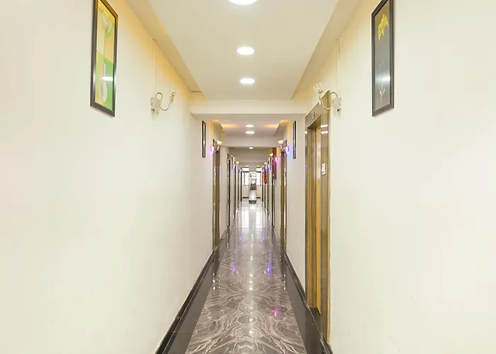 Hotel O International Lodge