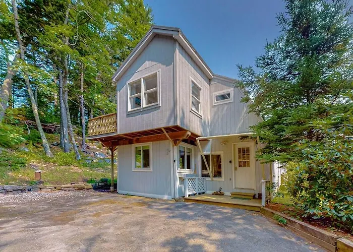 Two Separate Dog-Friendly Homes With Water Views
