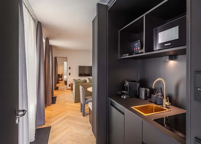 Hotel Maximilian'S