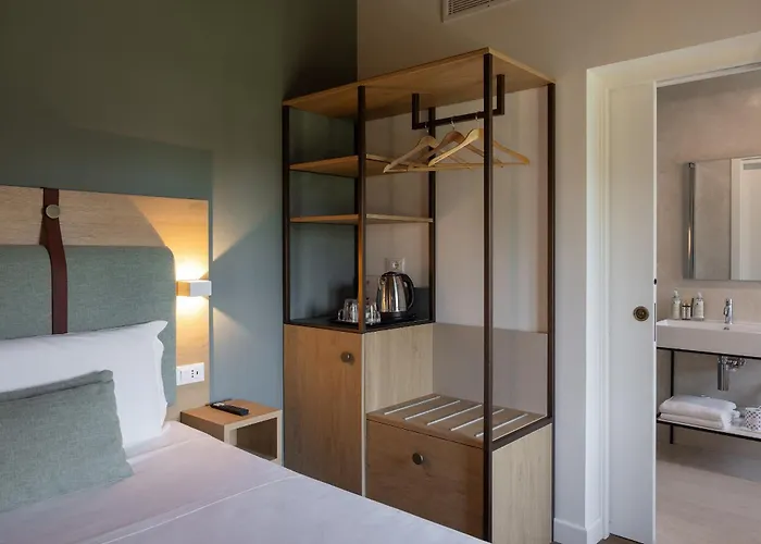 Hotel Venice Resort Airport