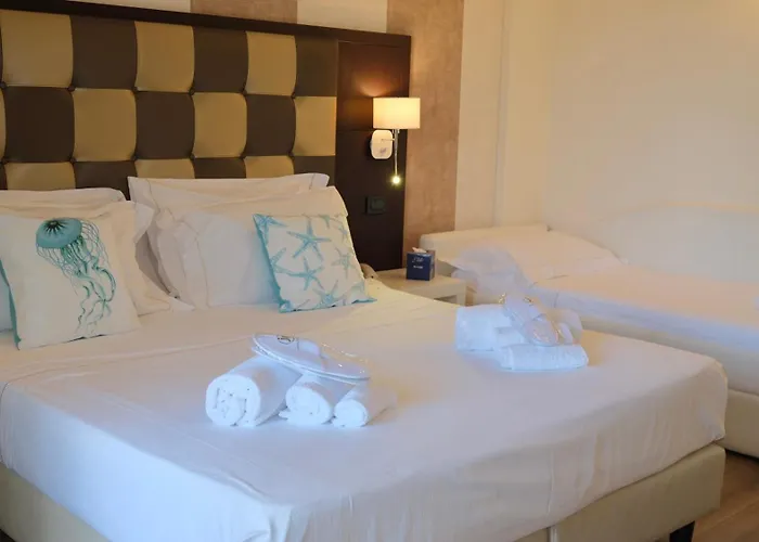 Jr Resort Logos Forte Dei Marmi
