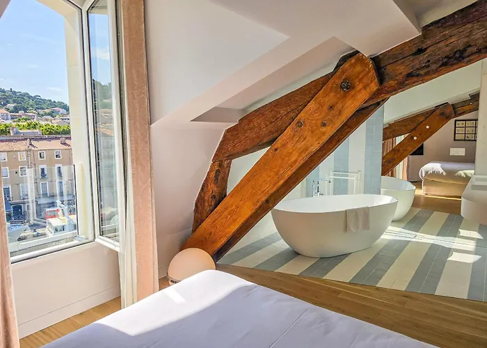 Hotel L'Orque Bleue