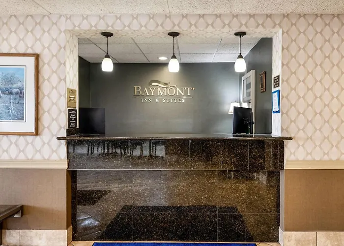 Baymont By Wyndham Janesville