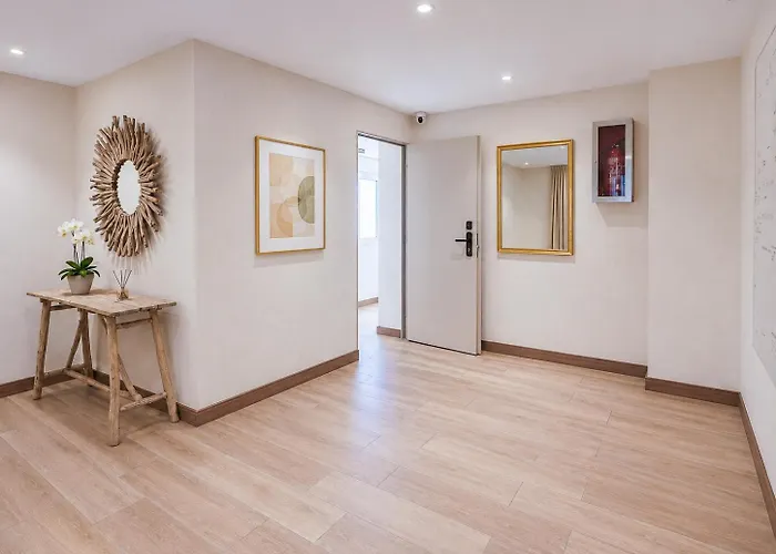 Sun Serramar Boutique Hostal