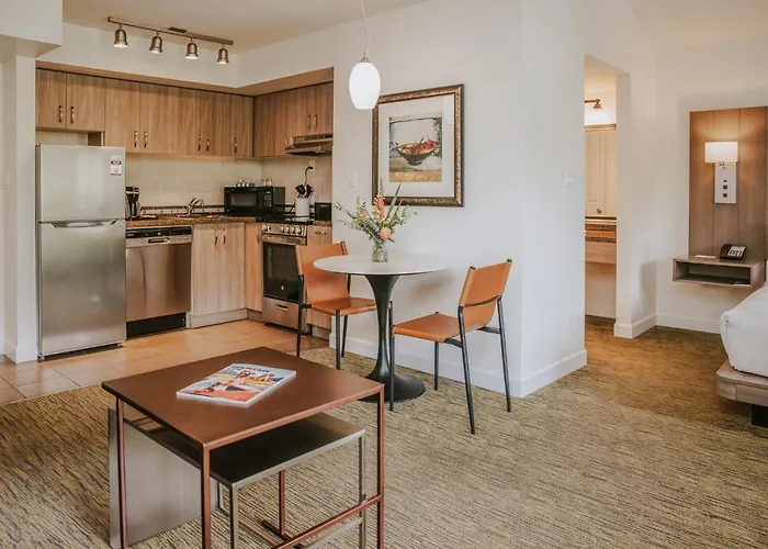 Executive Suites Hotel And Resort, Squamish