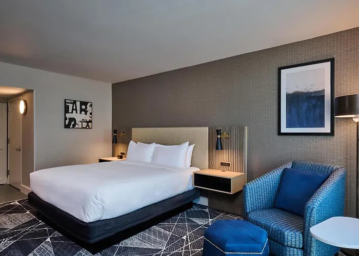 Doubletree By Hilton Newark-Fremont
