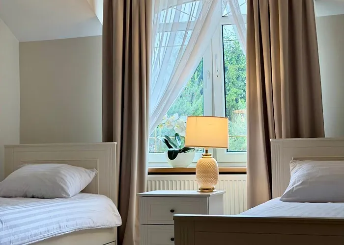 Hotel Palac Akropol