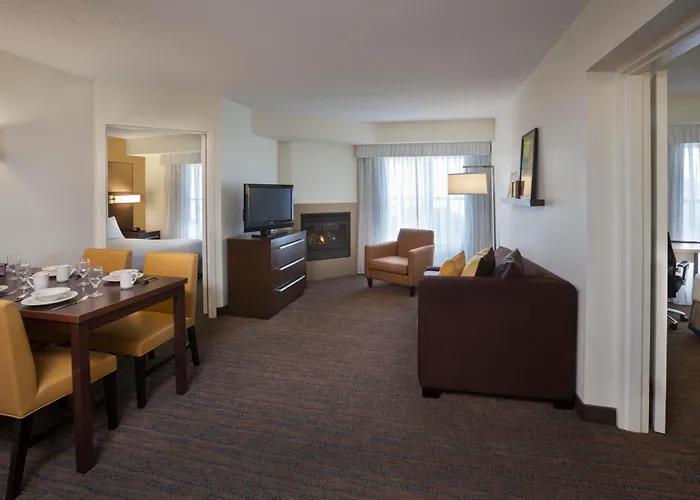 Cambridge Suites Mississauga