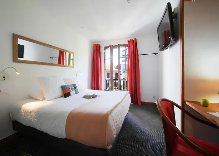 Logis Hotel & Restaurant Bergeret Sport