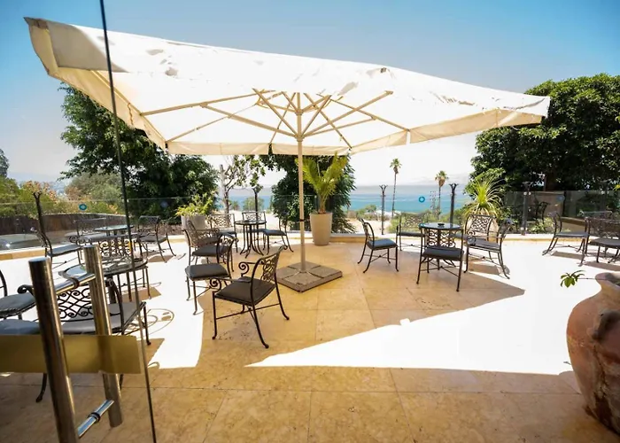 Royal Plaza Hotel
