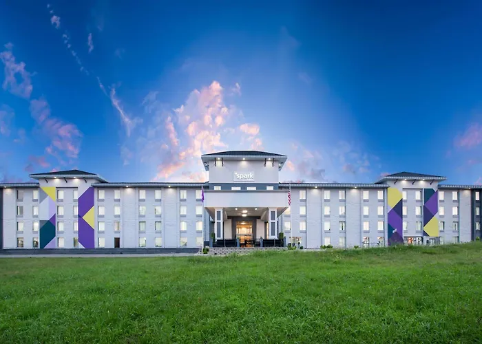 Spark By Hilton Branson Meadows