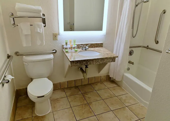Wyndham Garden Summerville