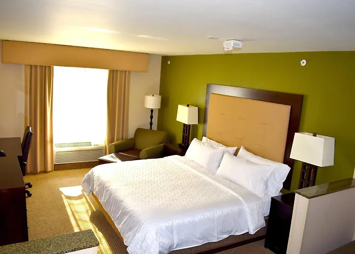 Holiday Inn Express & Suites Dewitt - Syracuse By Ihg