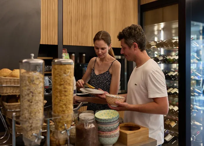Rolly - Rooms & Restaurant