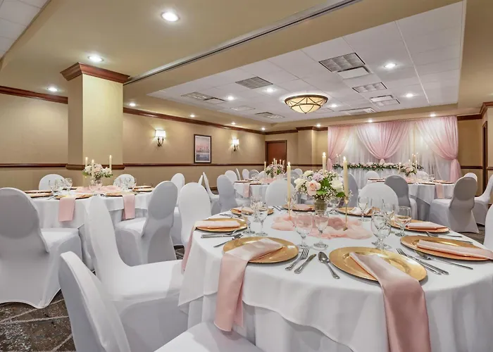 Best Western Plus Port O'Call Hotel