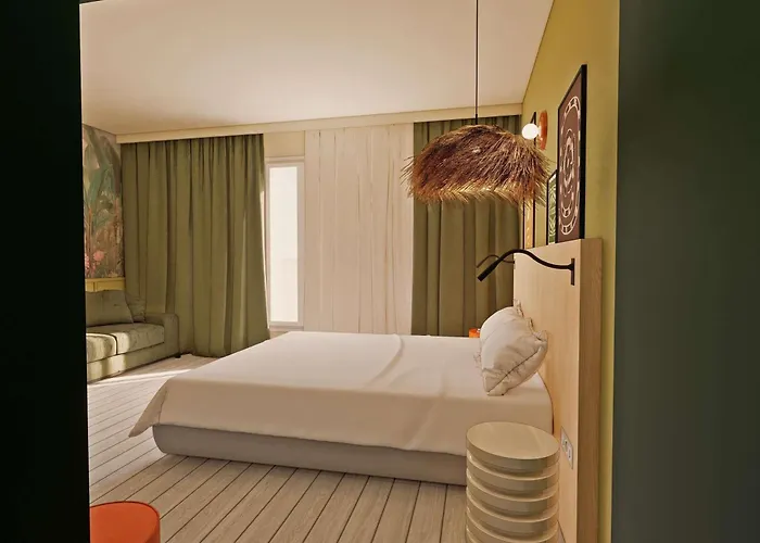 Ibis Styles Vannes Pte Golfe