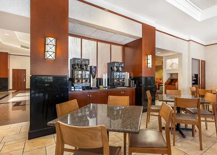 Drury Inn & Suites St. Louis Forest Park