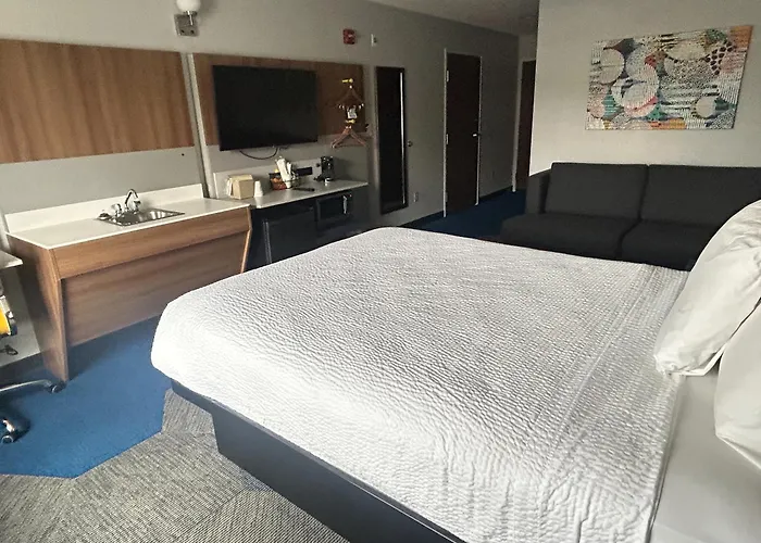 Microtel Inn & Suites Mansfield Pa