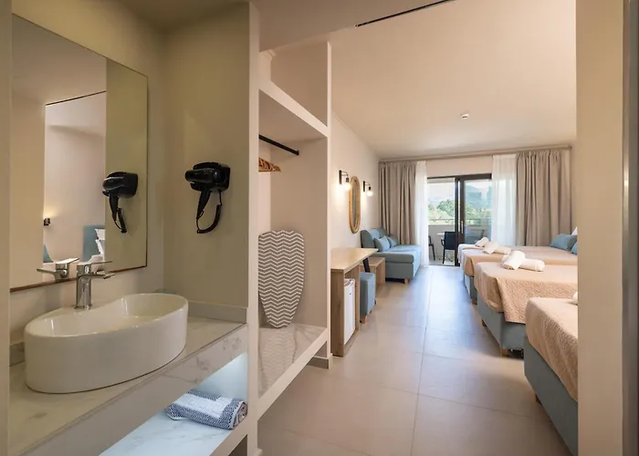 Roseland Hotel