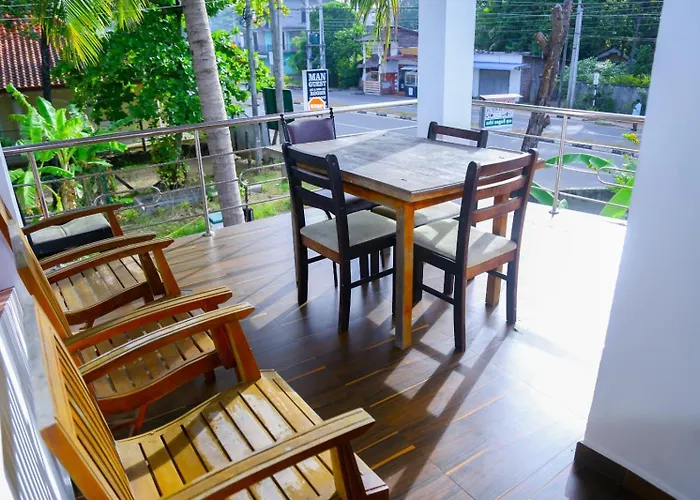 Canal Side Guest House Polonnaruwa