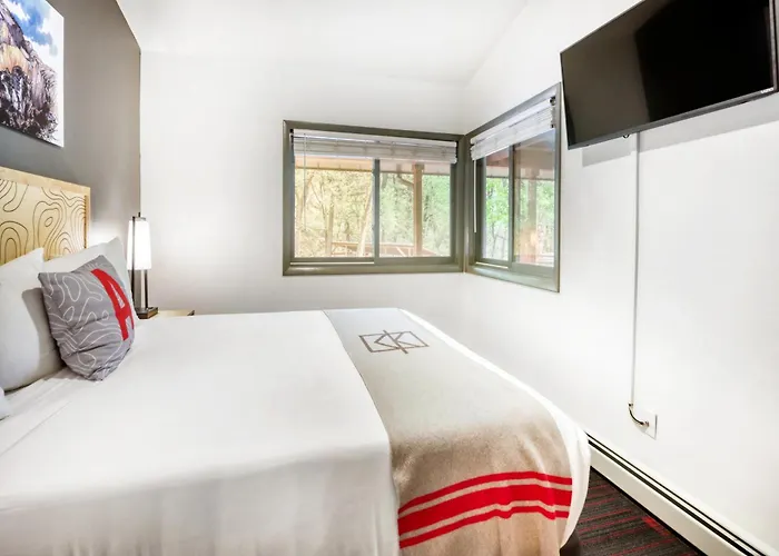 A-Lodge Boulder