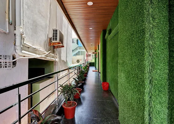 Hotel O Sv Residency