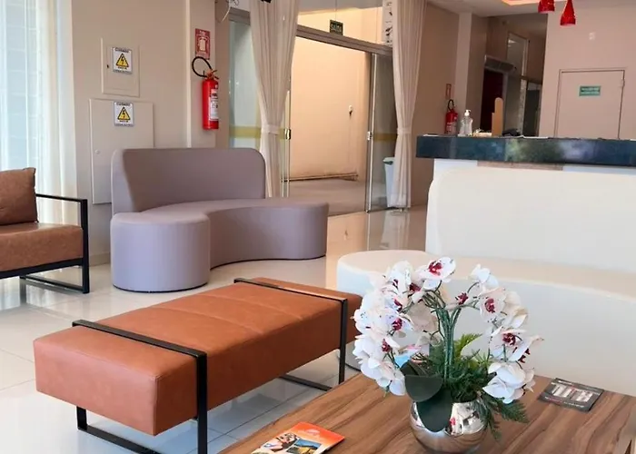 Mac Hotel