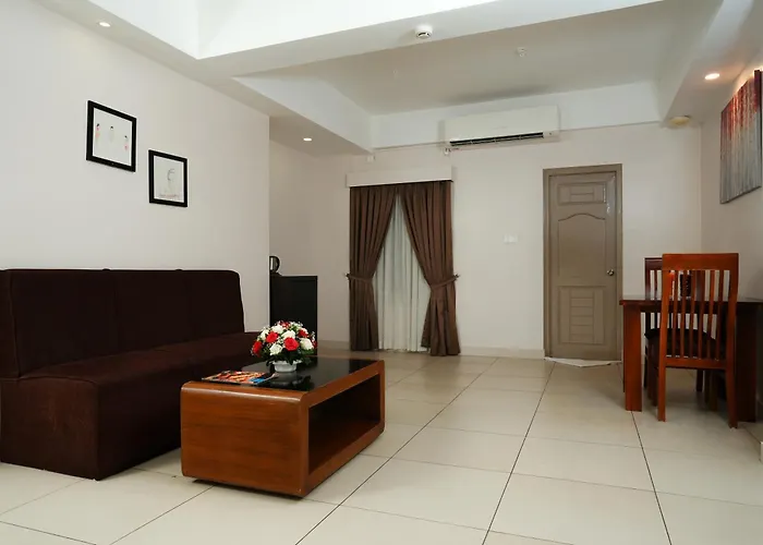 D Fort Hotel Kollam