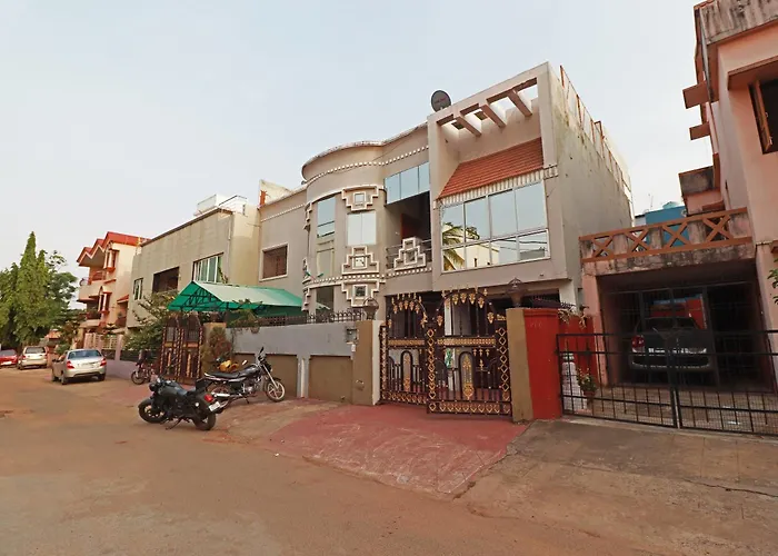 Hotel O Omm Sai Plaza