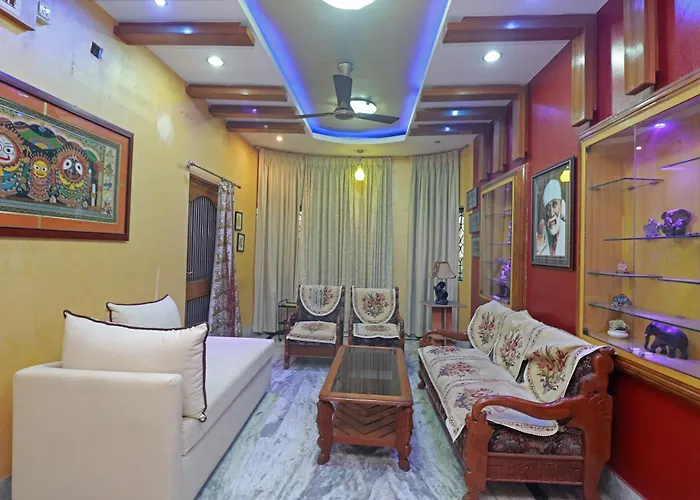 Hotel O Omm Sai Plaza
