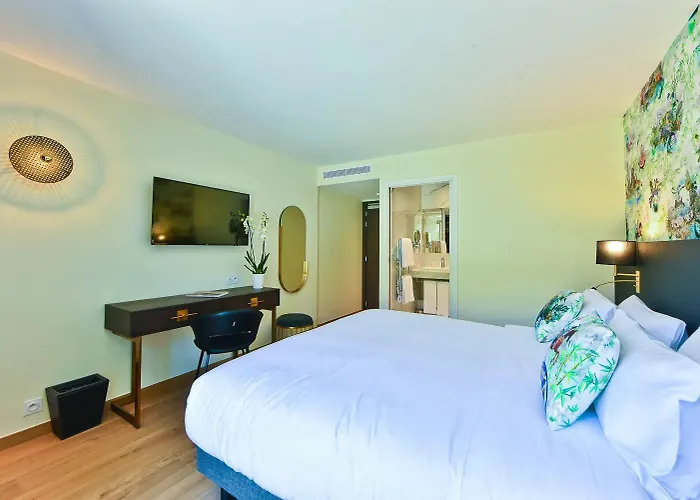 Hotel La Villa Port D'Antibes & Spa