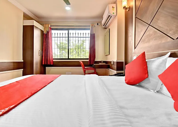 Hotel O Clark