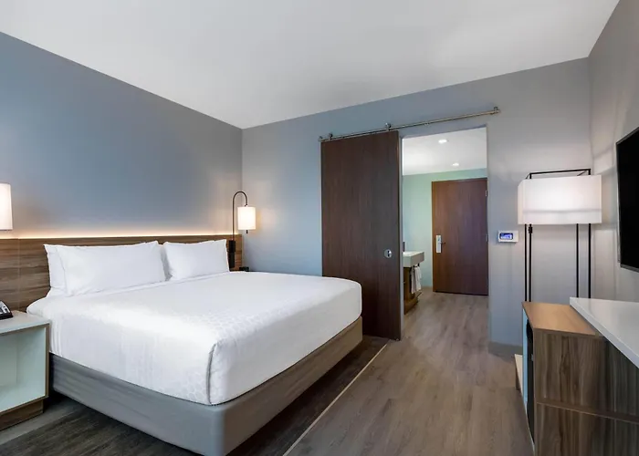 Wyndham Garden Miami International Airport