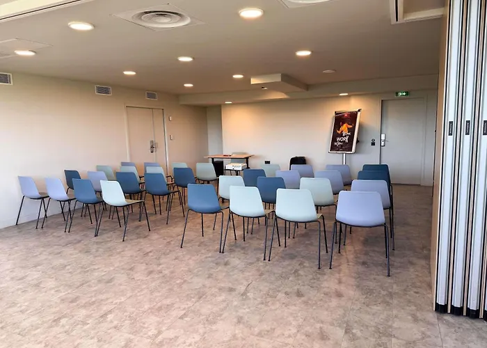 Ibis Lunel Petite Camargue