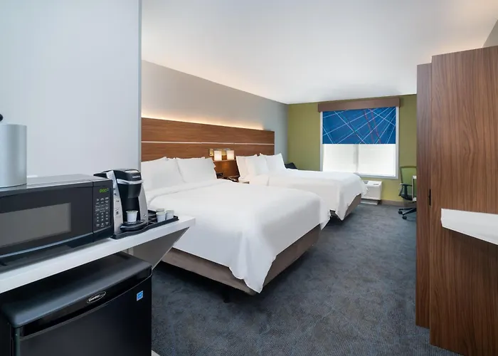 Holiday Inn Express & Suites - Dahlonega - University Area By Ihg