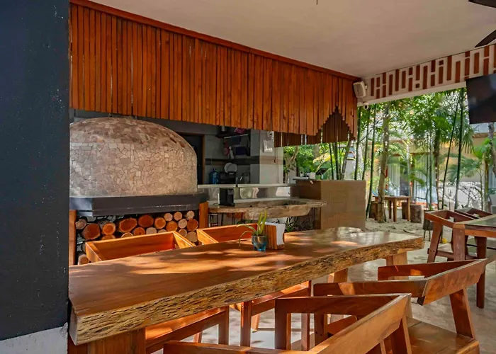 Niik Tulum