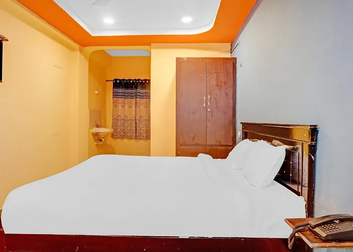 Hotel O Veda Residency