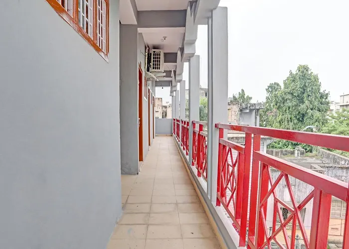 Hotel O Veda Residency