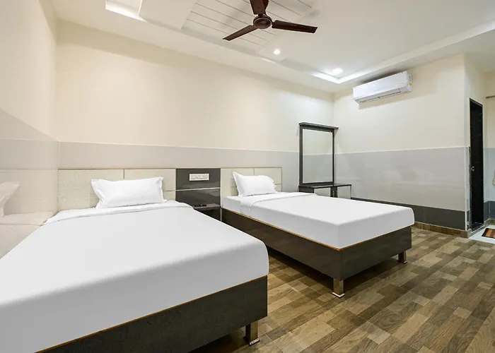 Hotel O Gv Grand