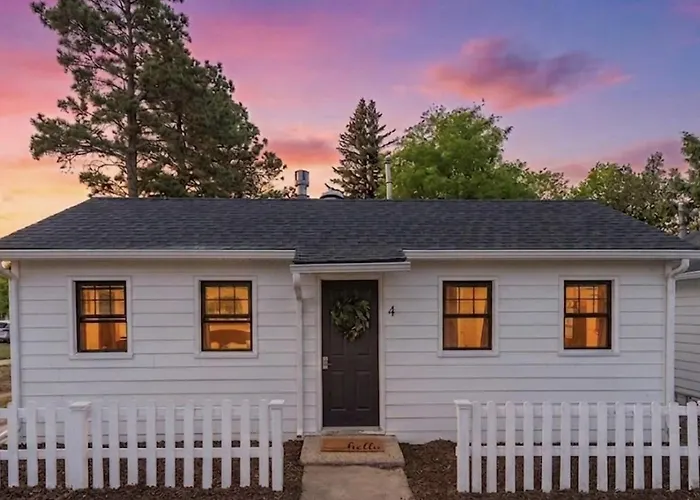 Spearfish Cottages