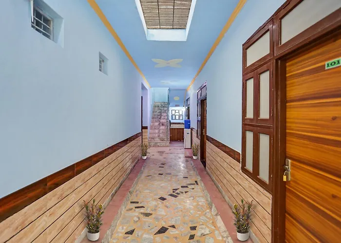 Hotel O V2 Residency