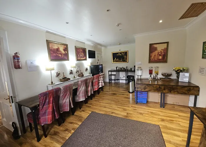 The West Highland Way Hotel And Campground Rooms And Pitches