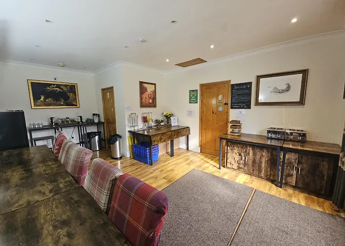 The West Highland Way Hotel And Campground Rooms And Pitches