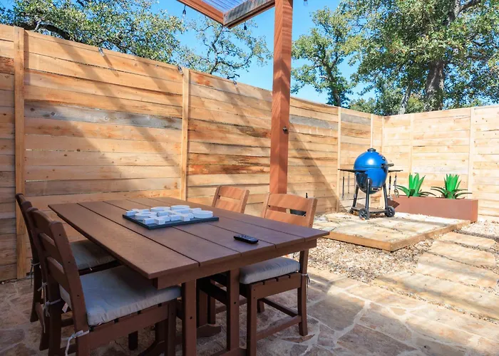Romantic Tiny Luxury Retreat W Heated Pool, Sauna N Outdoor Shower In Wimberley 10 Acres