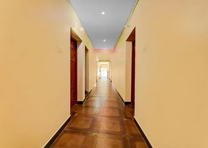Collection O Velu Residency