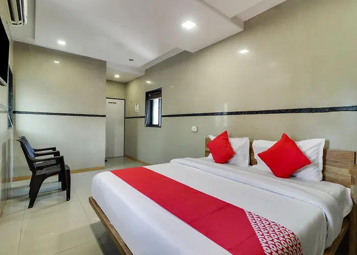 Hotel O Sri Lodge
