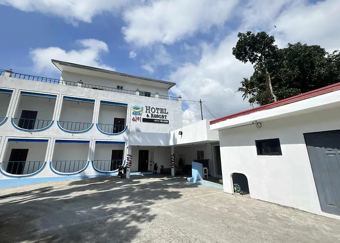 Shiri Hotel