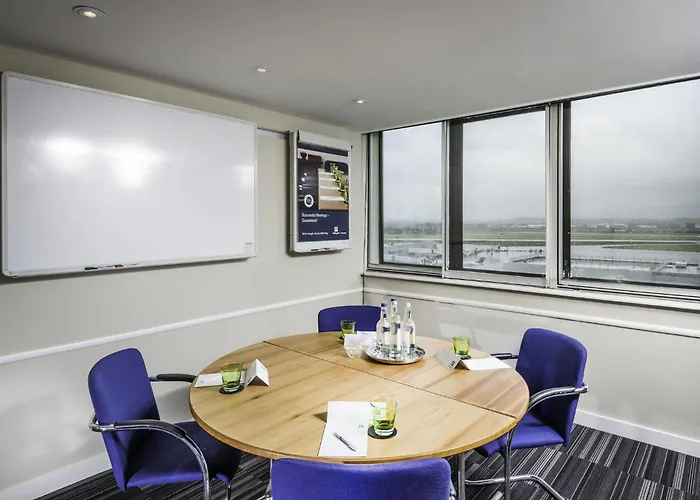 Holiday Inn - Glasgow Airport By Ihg