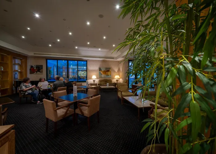 Riviera Hotel